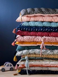 Matelas De Sol Avec Pompons FLEURETTES écru / Multicolore - Vertbaudet -Vertbaudet Boutique matelas de sol avec pompons fleurettes 4